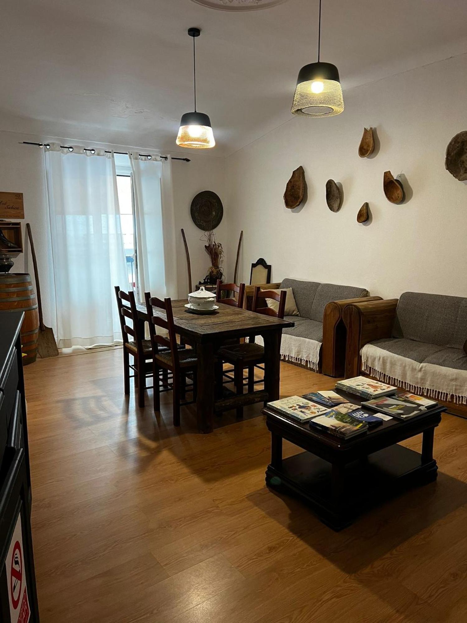 Avis Guesthouse Evora Luaran gambar